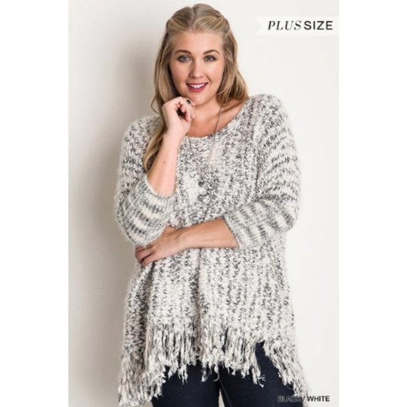Women’s White/Black Chunky Knit Sweater Frayed Trim - Picture 1 of 5